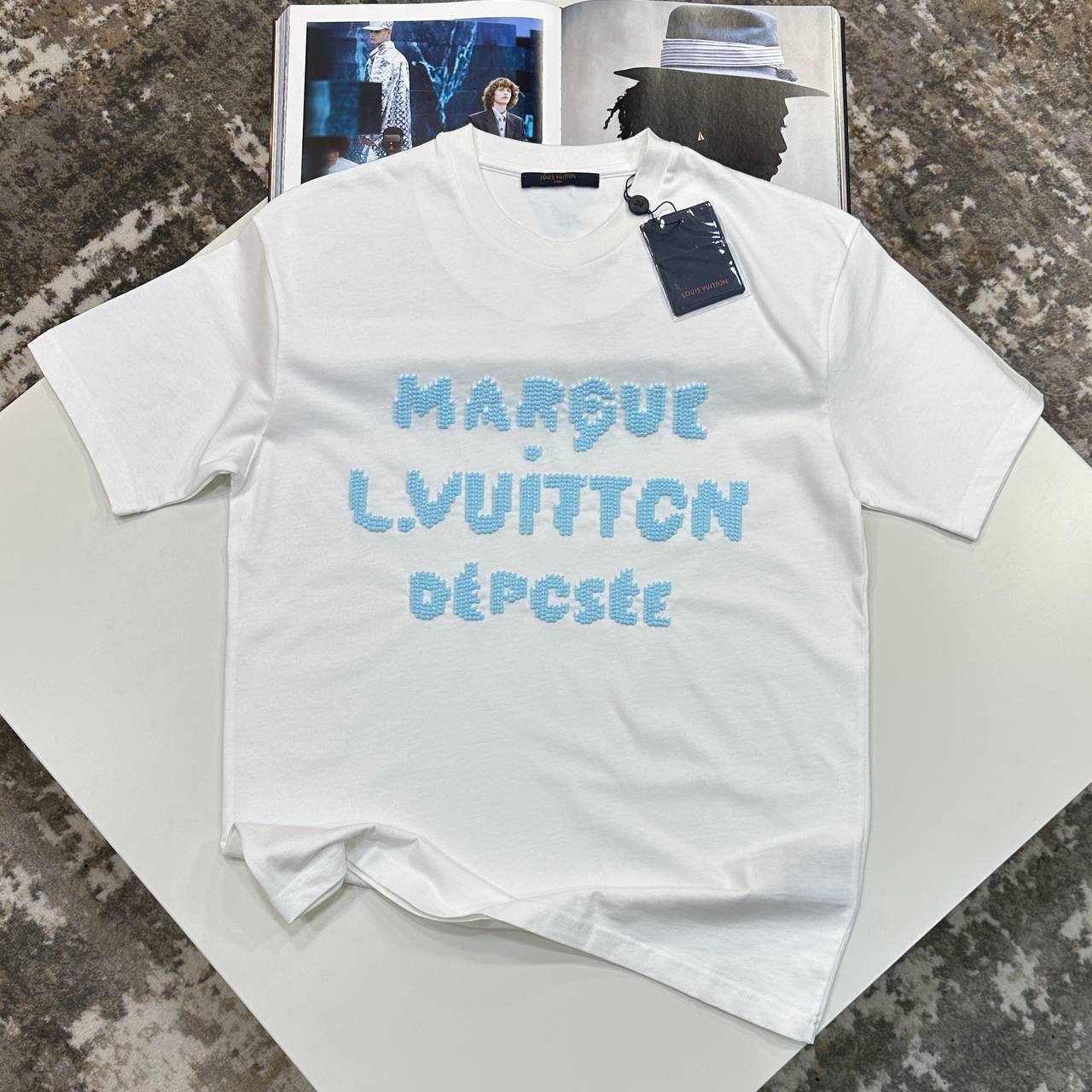 LVE Text White