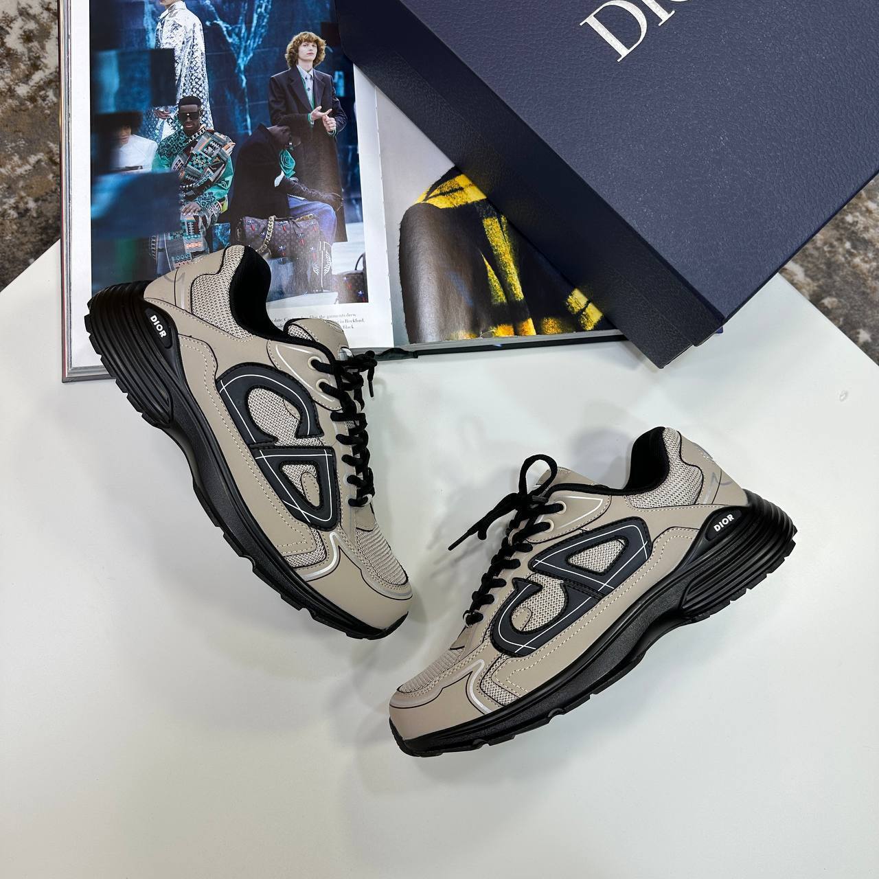 DR B30 Countdown Sneaker Beige
