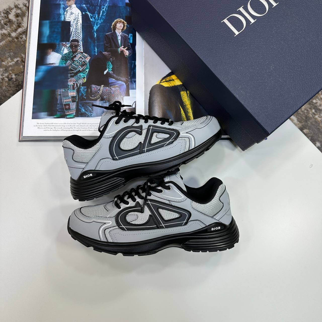 DR B30 Countdown Sneaker Black Gray