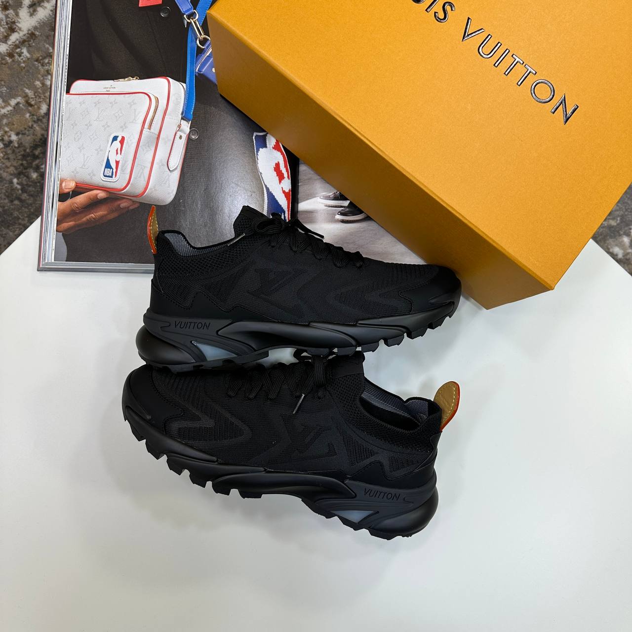 LV Runner Tatic Trainers Black